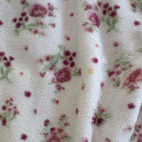 Laura Ashley Kids Light Pink Floral Pajama Set - Picture 7 of 8